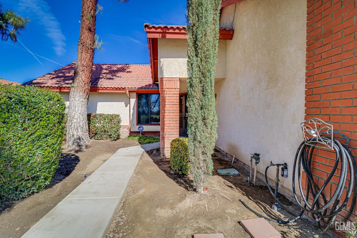 Undisclosed Address Bakersfield, CA 93311 - Photo 3 of 30