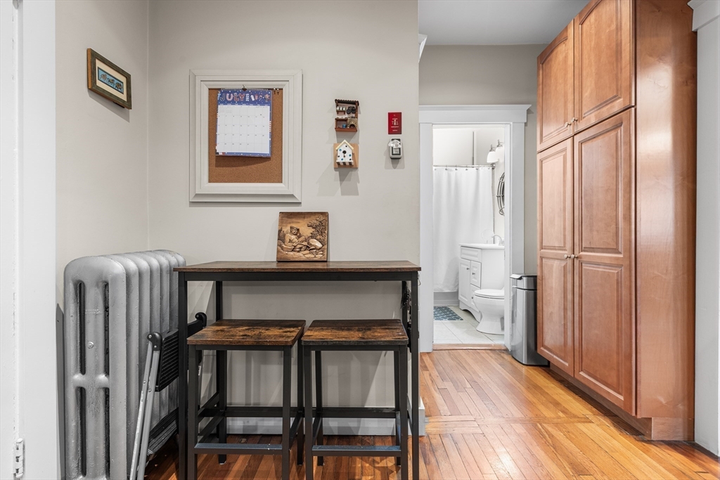 194 Beacon Street Framingham, MA 01701 - Photo 11 of 30