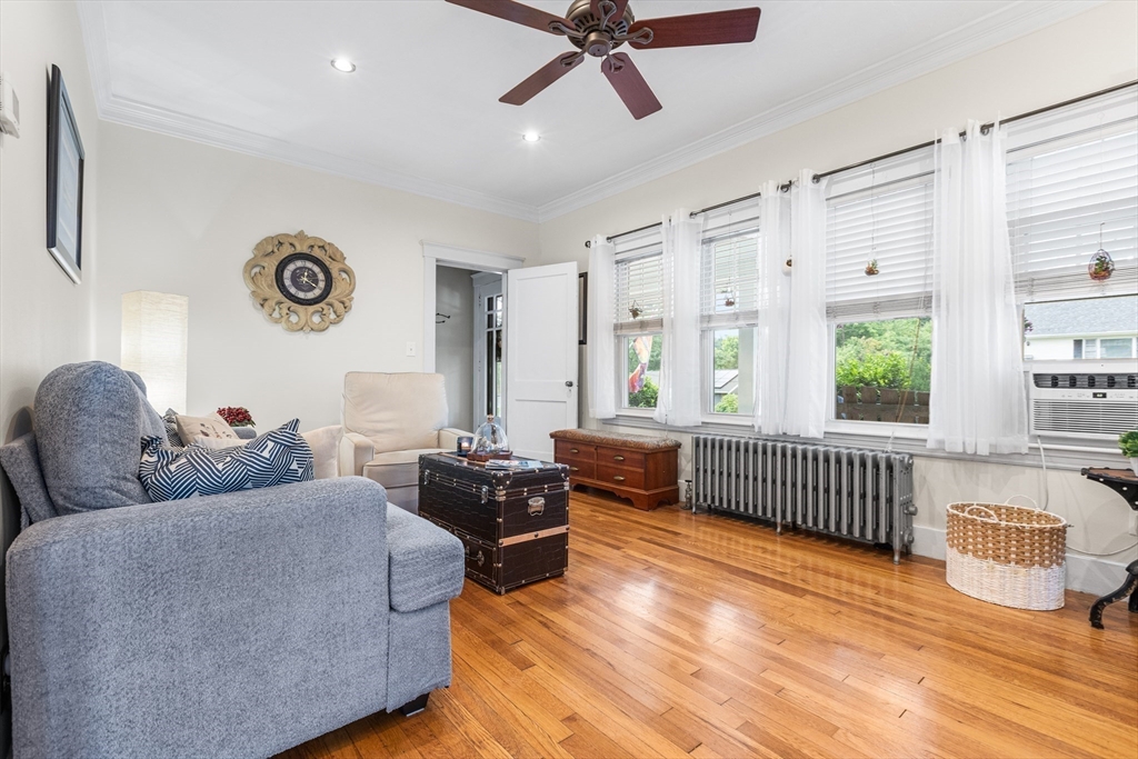 194 Beacon Street Framingham, MA 01701 - Photo 4 of 30