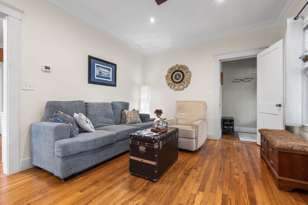 194 Beacon Street Framingham, MA 01701 - Photo 5 of 30