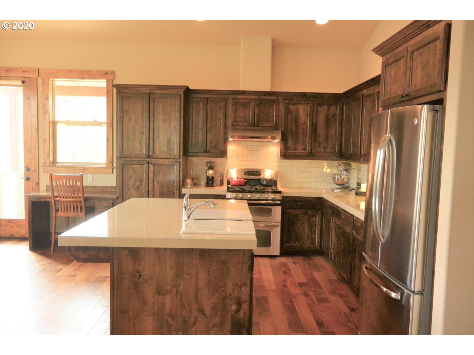 20761 Kilbourne Loop Bend, OR 97701 - Photo 6 of 11 Gallery Image 6