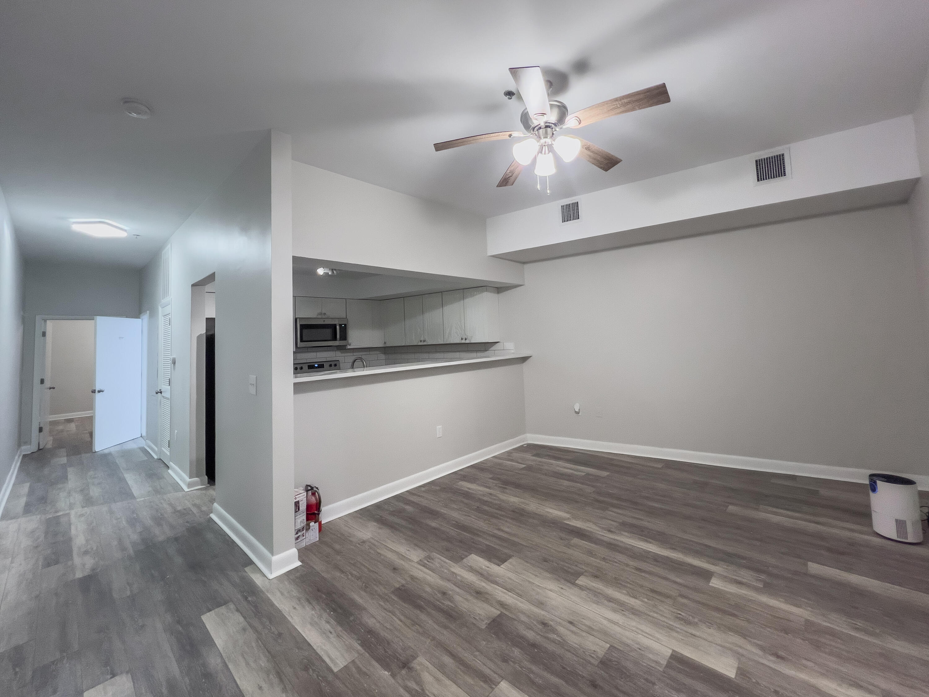 151 Calhoun Street, Unit B Charleston, SC 29401 - Photo 6 of 13 IMG_4202