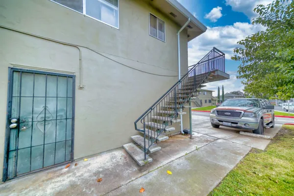 $147,999 | 4439 Calandria Street, Unit 4, Stockton, CA 95207