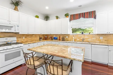 $895,000 | 4989 Southwest St Creek Drive, Palm City, FL 34990