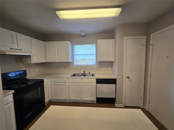 $1,350 | 16022 Old River Road, Channelview, TX 77530