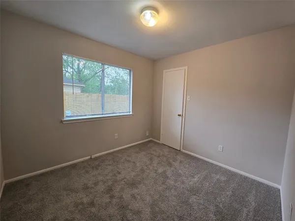 $1,350 | 16022 Old River Road, Channelview, TX 77530