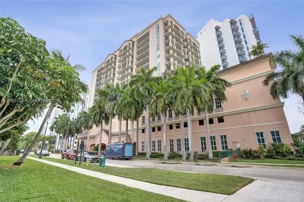 $7,500 | 17555 Atlantic Boulevard, Unit 1202, Sunny Isles Beach, FL 33160