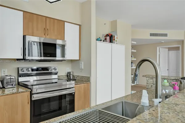 $7,500 | 17555 Atlantic Boulevard, Unit 1202, Sunny Isles Beach, FL 33160