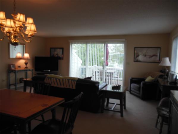 109 Abington Road, Unit 109 Danvers, MA 01923 - Photo 5 of 26 Gallery Image 5