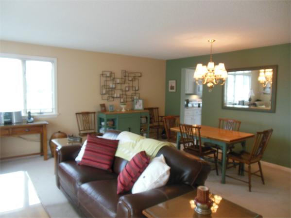 109 Abington Road, Unit 109 Danvers, MA 01923 - Photo 8 of 26 Gallery Image 8