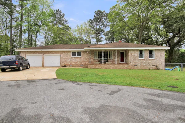 $3,499 | 1215 Dowden Street, Charleston, SC 29407