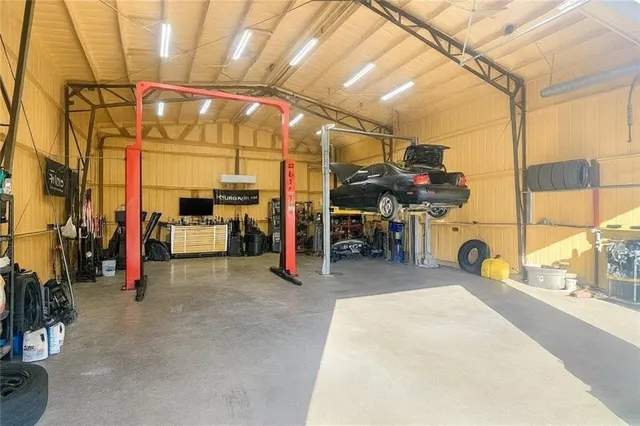 $349,900 | 1820 East Morgan Road, Independence, MO 64050