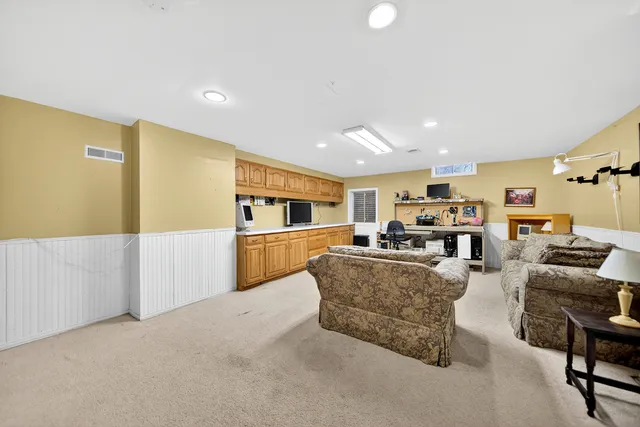 $809,000 | 1404 Amy Lane, Libertyville, IL 60048