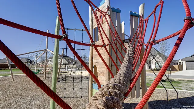 $449,900 | 574 White Oak, Castroville, TX 78009