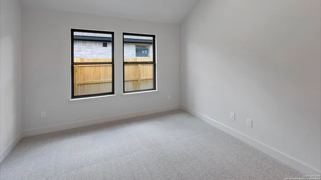 $449,900 | 574 White Oak, Castroville, TX 78009