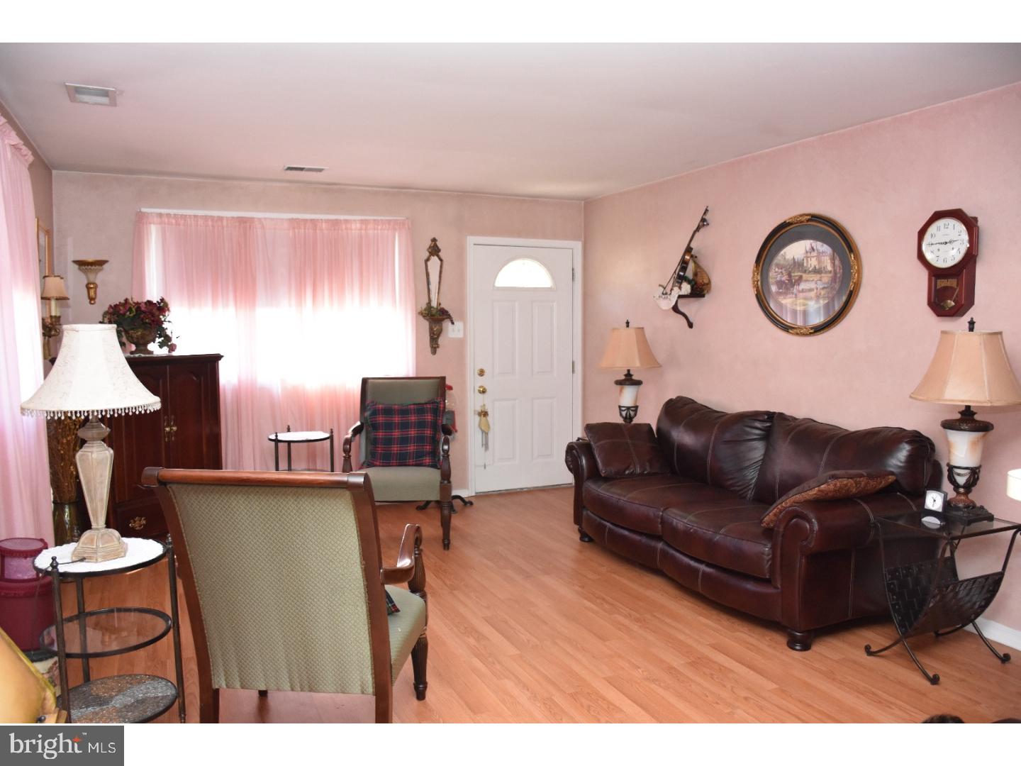 4 Ray Smith Road Sicklerville, NJ 08081 - Photo 3 of 13 Living Room
