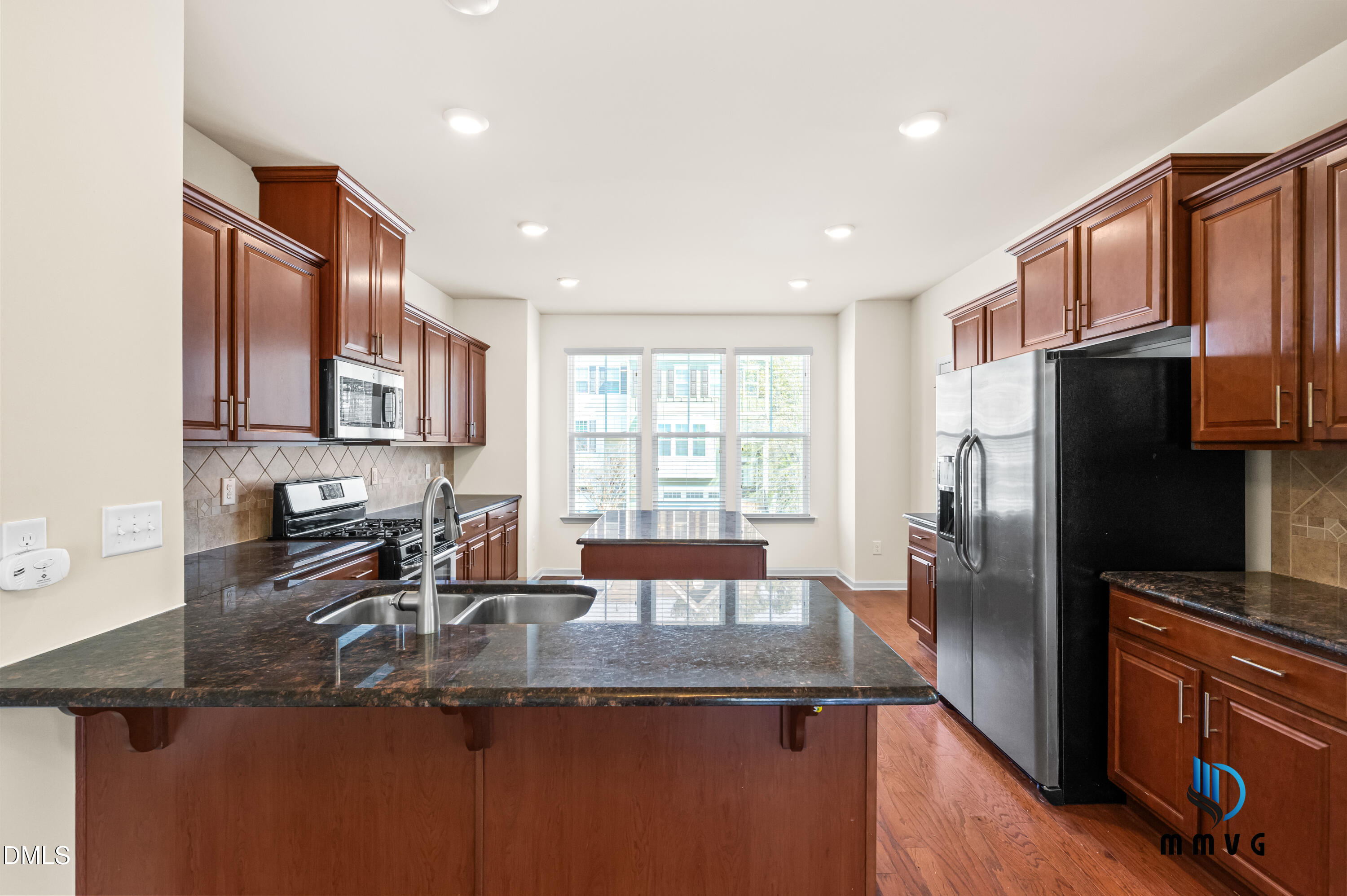 701 Edgewater Ridge Court Apex, NC 27523 - Photo 13 of 39 8_dsc_6354