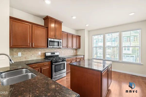 $535,000 | 701 Edgewater Ridge Court, Apex, NC 27523