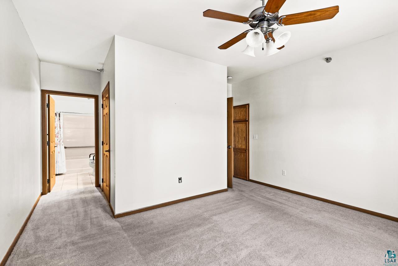 4042 Haines Road, Unit 205 Duluth, MN 55811 - Photo 17 of 40