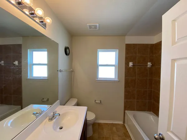 $2,300 | 1515 Daffodil Road, Missouri City, TX 77489