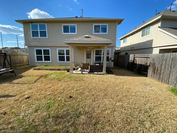 $2,300 | 1515 Daffodil Road, Missouri City, TX 77489