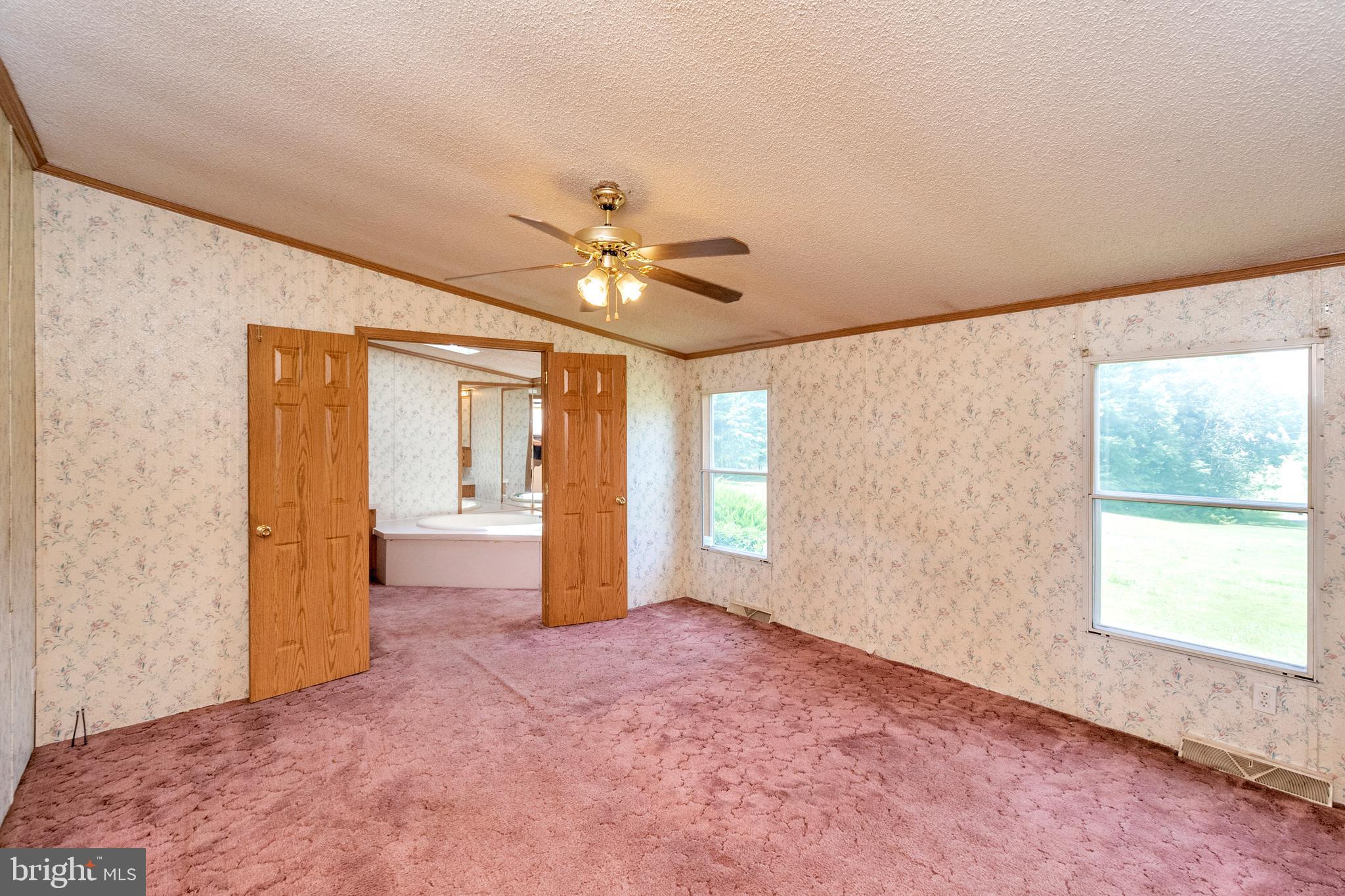 34076 Ridge View Drive Locust Grove, VA 22508 - Photo 13 of 27 Spacious master with double doors to master bath