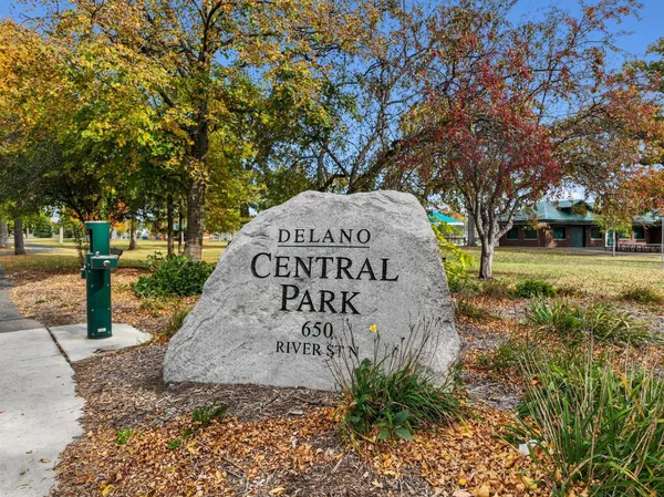 $447,295 | 901 Greenlawn Avenue West, Delano, MN 55328