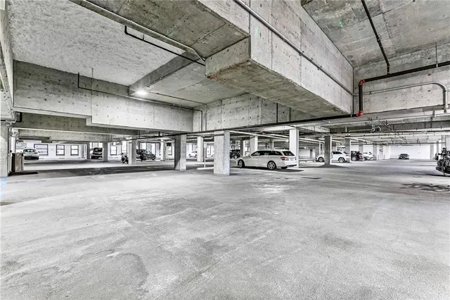 $4,995 | 1001 Julia Street, Unit 13A, New Orleans, LA 70113