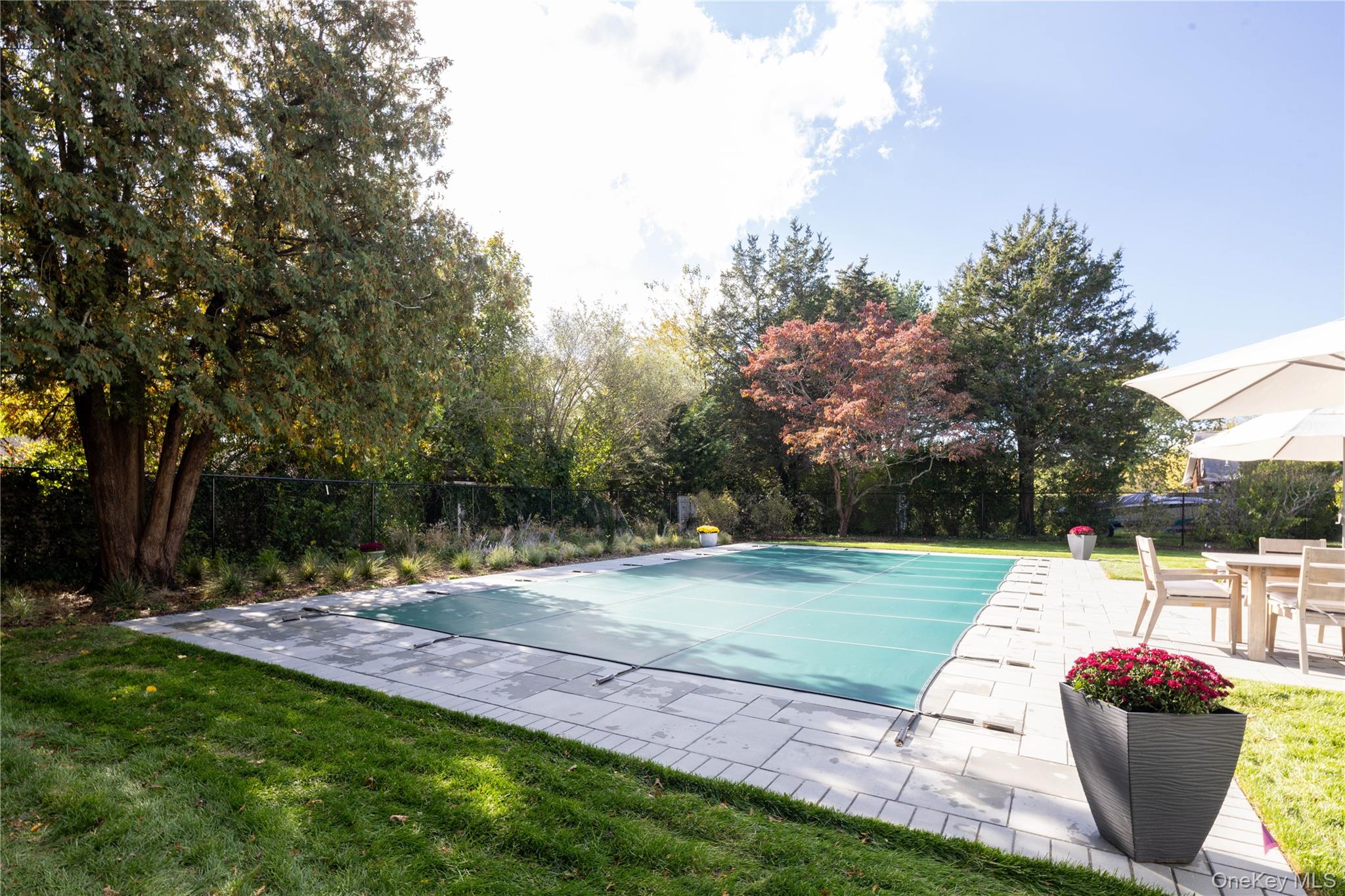 920 Pine Neck Road Southold, NY 11971 - Photo 20 of 28 a view of a backyard