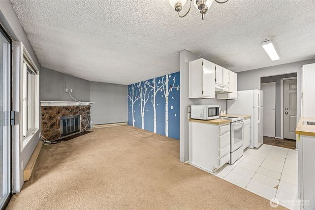 $360,000 | 12504 Northeast 117th Place, Unit A4, Kirkland, WA 98034
