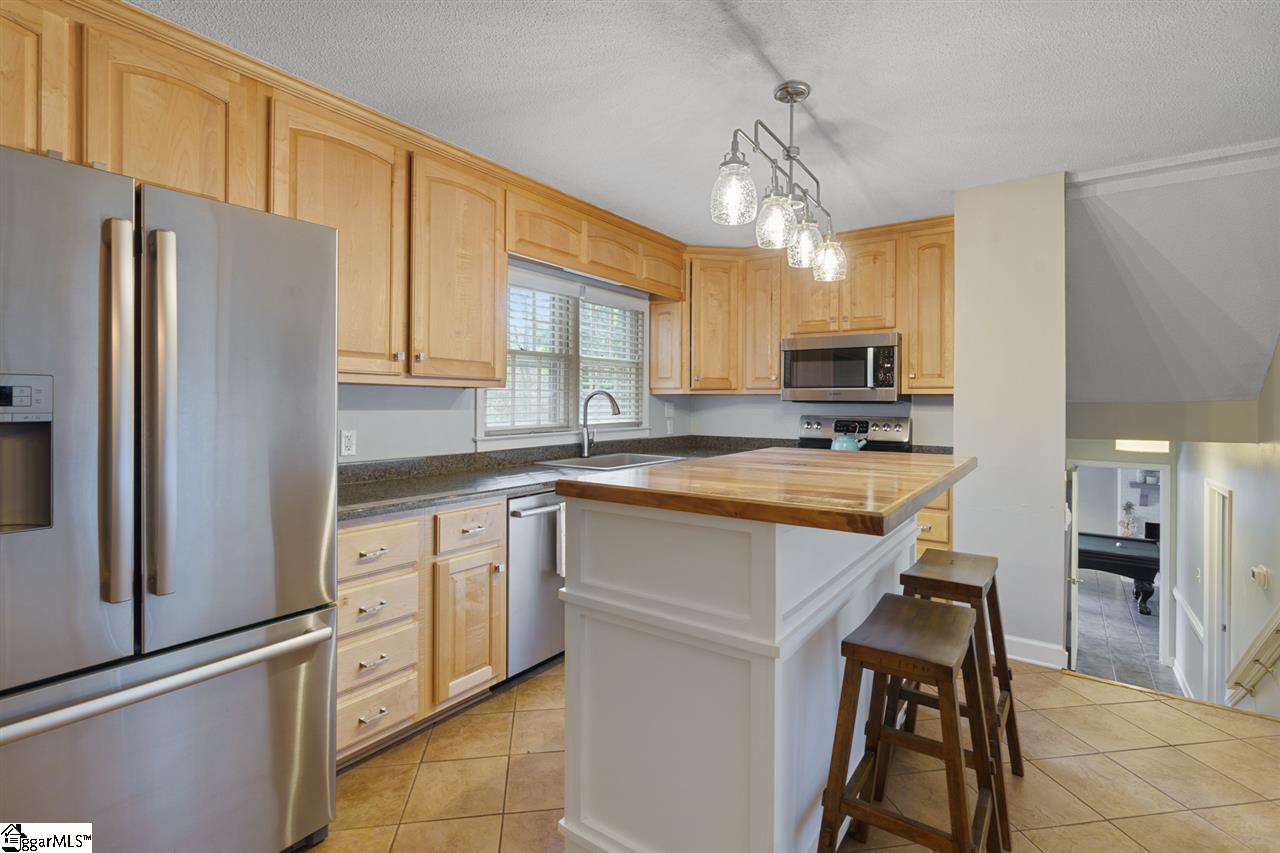 5133 Raintree Lane Greenville, SC 29615 - Photo 11 of 36 Gallery Image 11