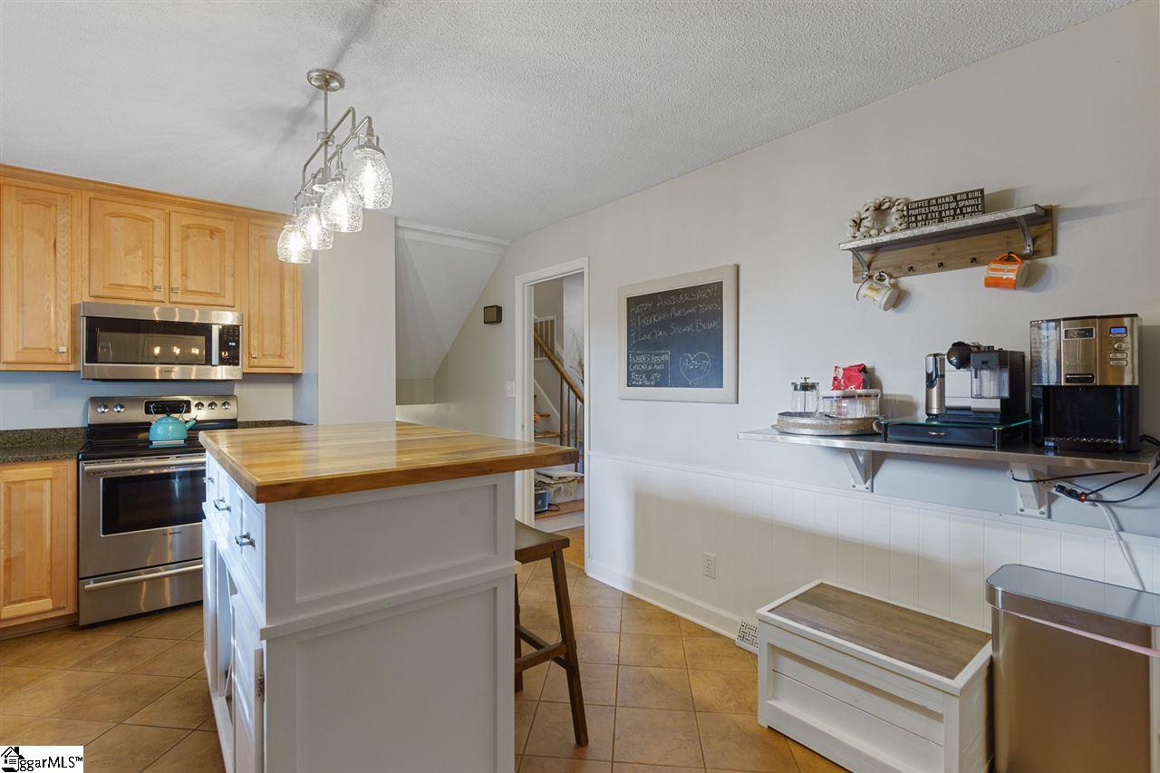 5133 Raintree Lane Greenville, SC 29615 - Photo 12 of 36 Gallery Image 12