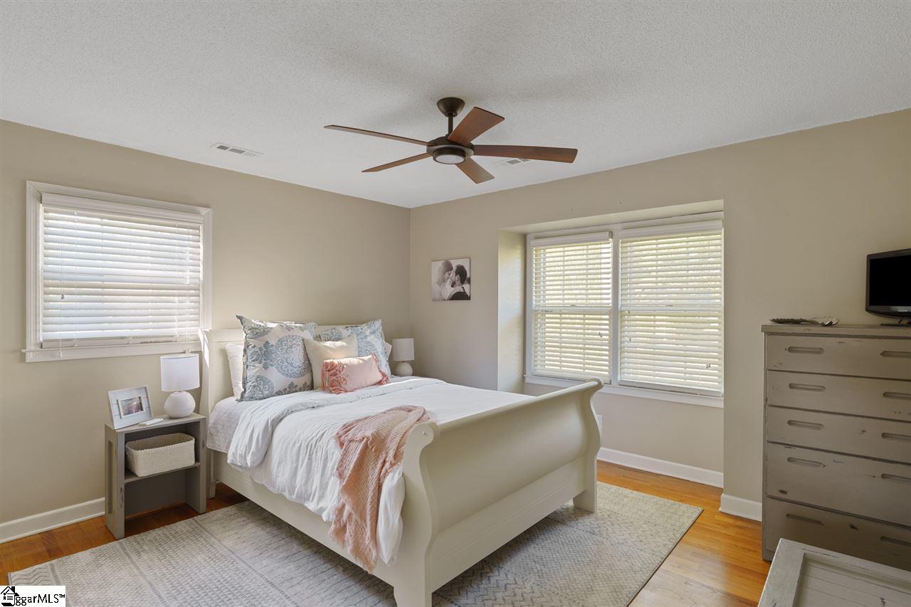 5133 Raintree Lane Greenville, SC 29615 - Photo 18 of 36 Gallery Image 18