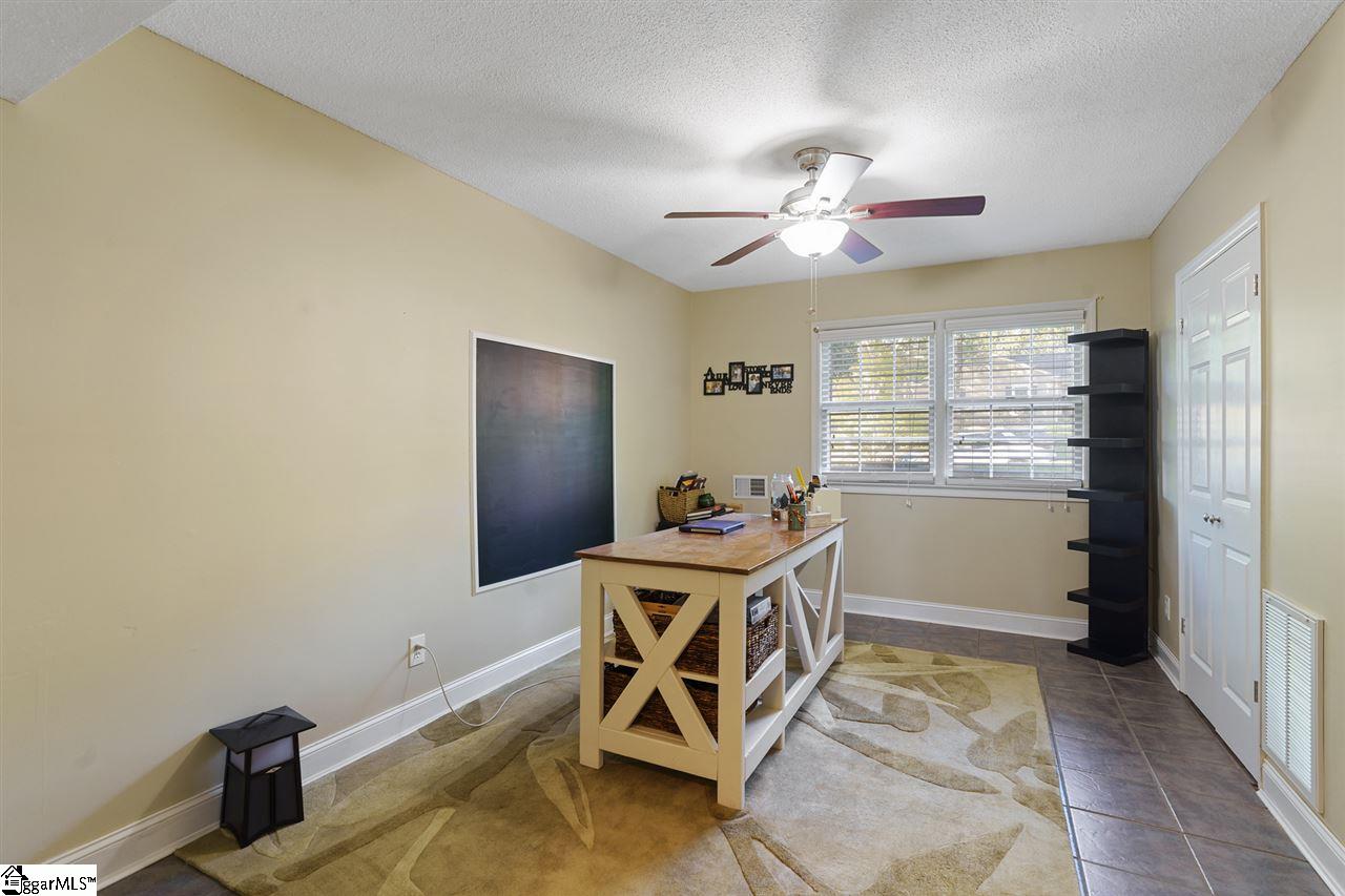 5133 Raintree Lane Greenville, SC 29615 - Photo 24 of 36 Gallery Image 24