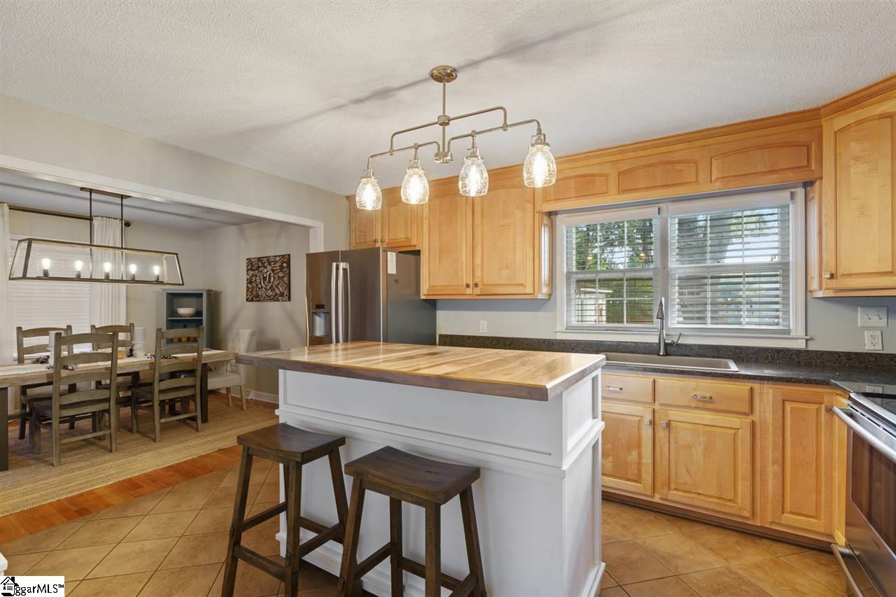 5133 Raintree Lane Greenville, SC 29615 - Photo 10 of 36 Gallery Image 10