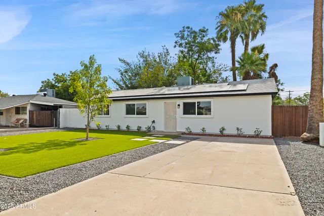 $529,000 | 2201 North 29th Place, Phoenix, AZ 85008