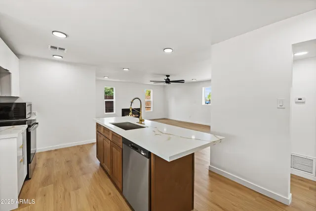 $529,000 | 2201 North 29th Place, Phoenix, AZ 85008