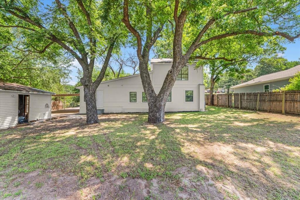 643 East Columbia Drive Azle, TX 76020 - Photo 29 of 34
