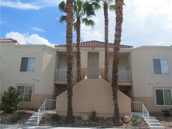 $1,350 | 5000 Red Rock Street, Unit 274, Las Vegas, NV 89118