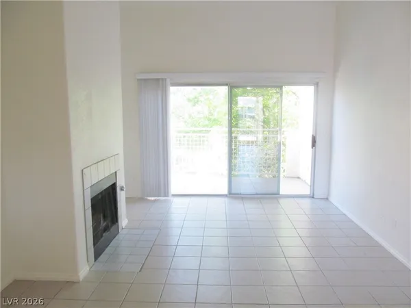 $1,350 | 5000 Red Rock Street, Unit 274, Las Vegas, NV 89118