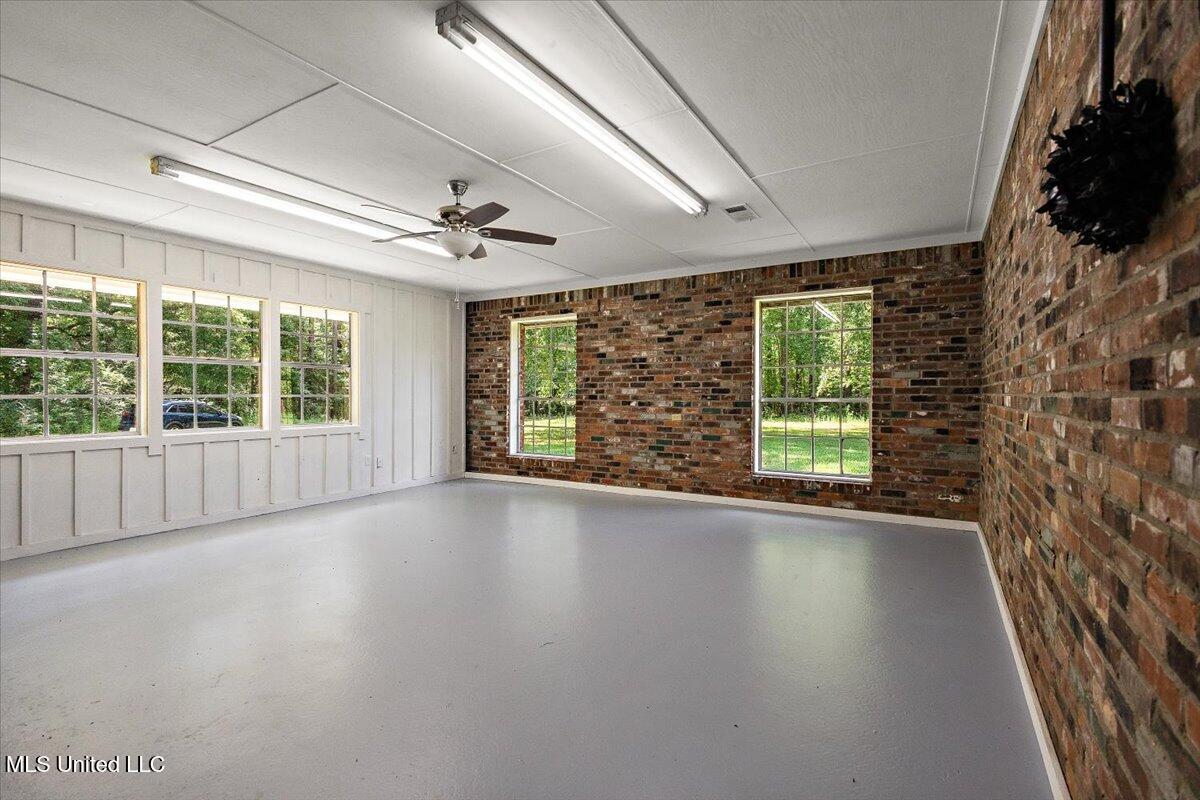 8889 Castalian Springs Road Durant, MS 39063 - Photo 27 of 45 27-3HTP0017
