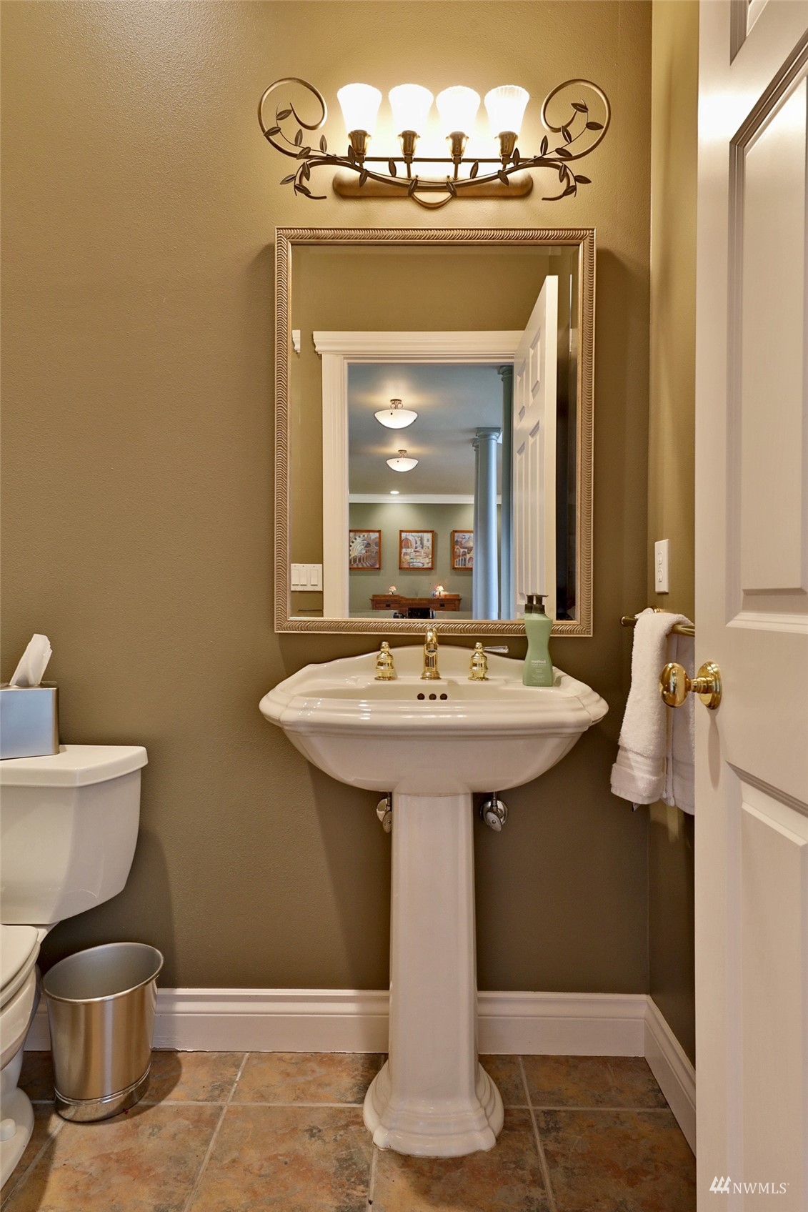 3169 Day Road Greenbank, WA 98253 - Photo 16 of 38 Gallery Image 16