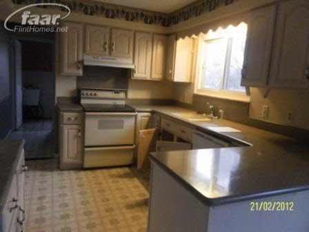 3207 Red Barn Road Flint, MI 48507 - Photo 5 of 10 20132397-4.JPG