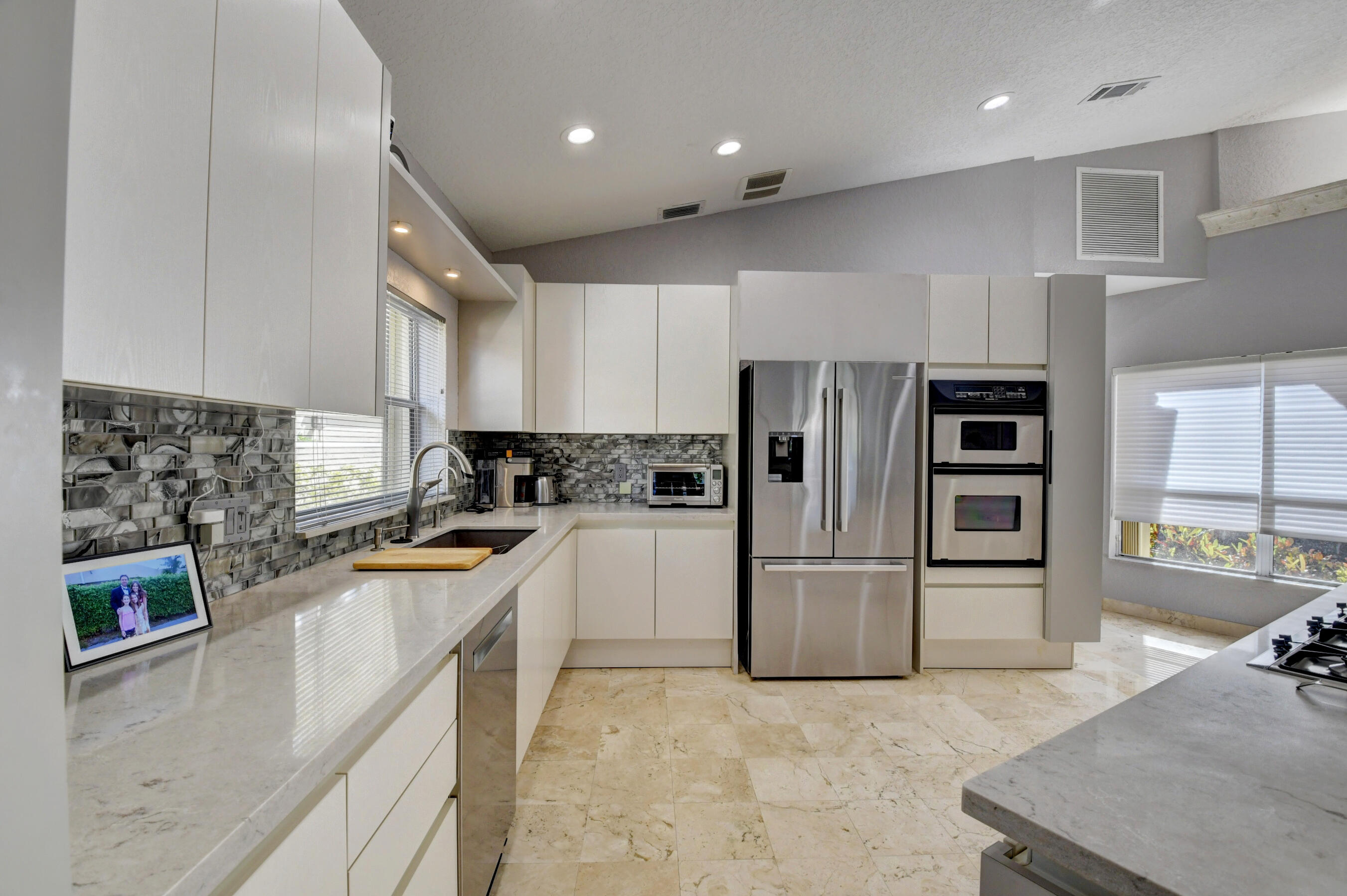22585 Esplanada Drive Boca Raton, FL 33433 - Photo 42 of 83 DSC_5091_2_3_4_5