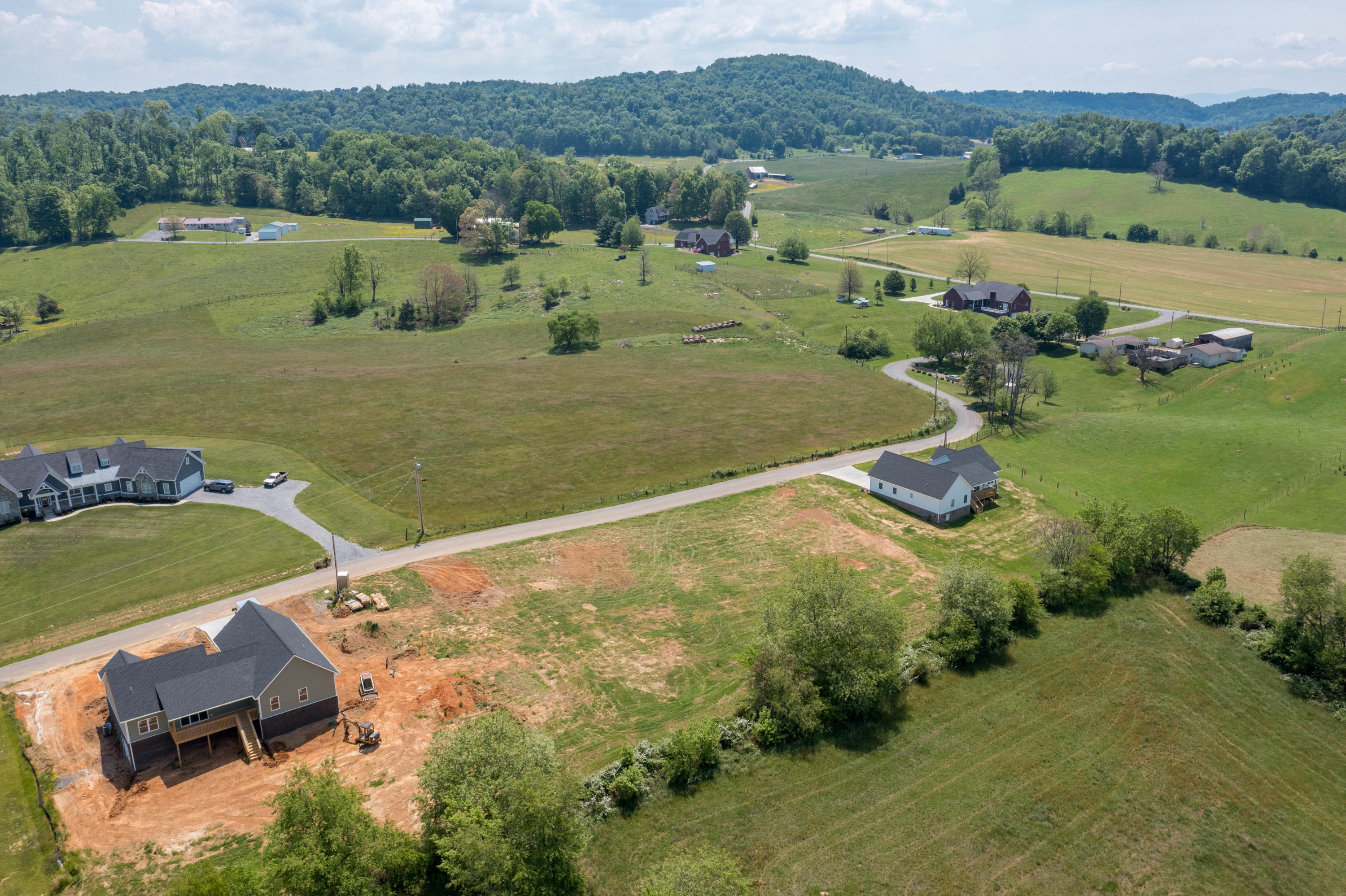 195 Barnett Road, Unit 7 Jonesborough, TN 37659 - Photo 12 of 37 195 & 189 Barnett Rd (18 of 43)