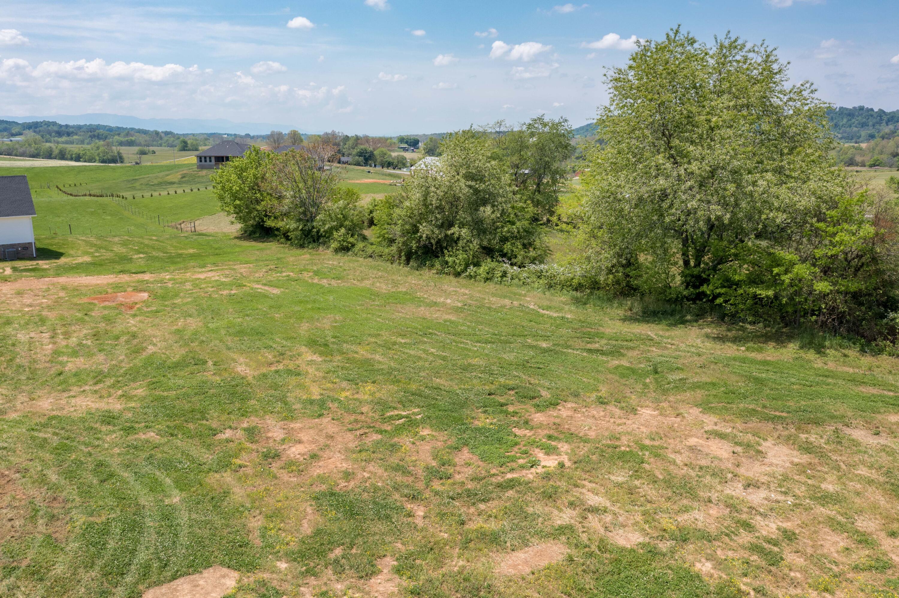195 Barnett Road, Unit 7 Jonesborough, TN 37659 - Photo 21 of 37 195 & 189 Barnett Rd (27 of 43)