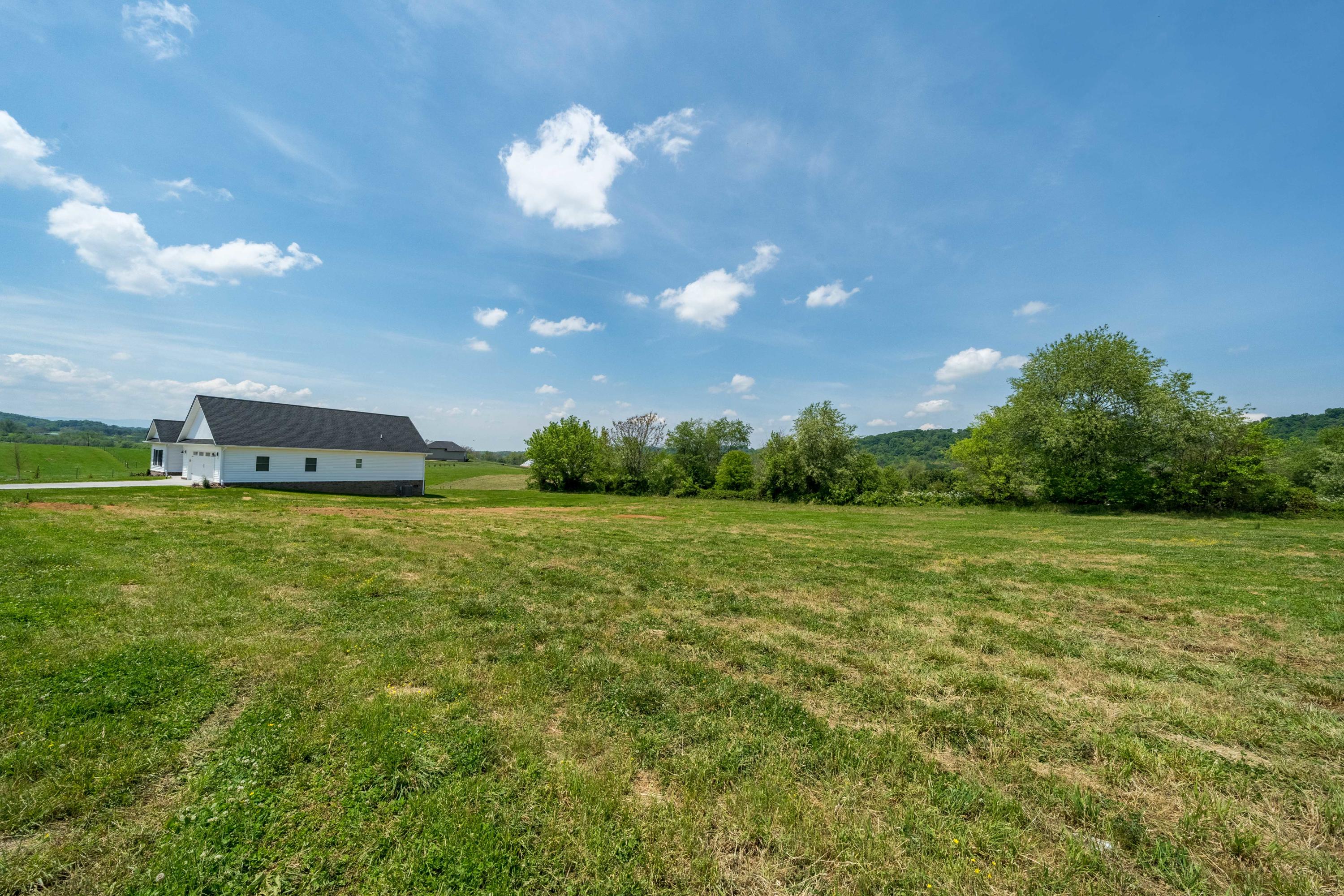 195 Barnett Road, Unit 7 Jonesborough, TN 37659 - Photo 24 of 37 195 & 189 Barnett Rd (30 of 43)