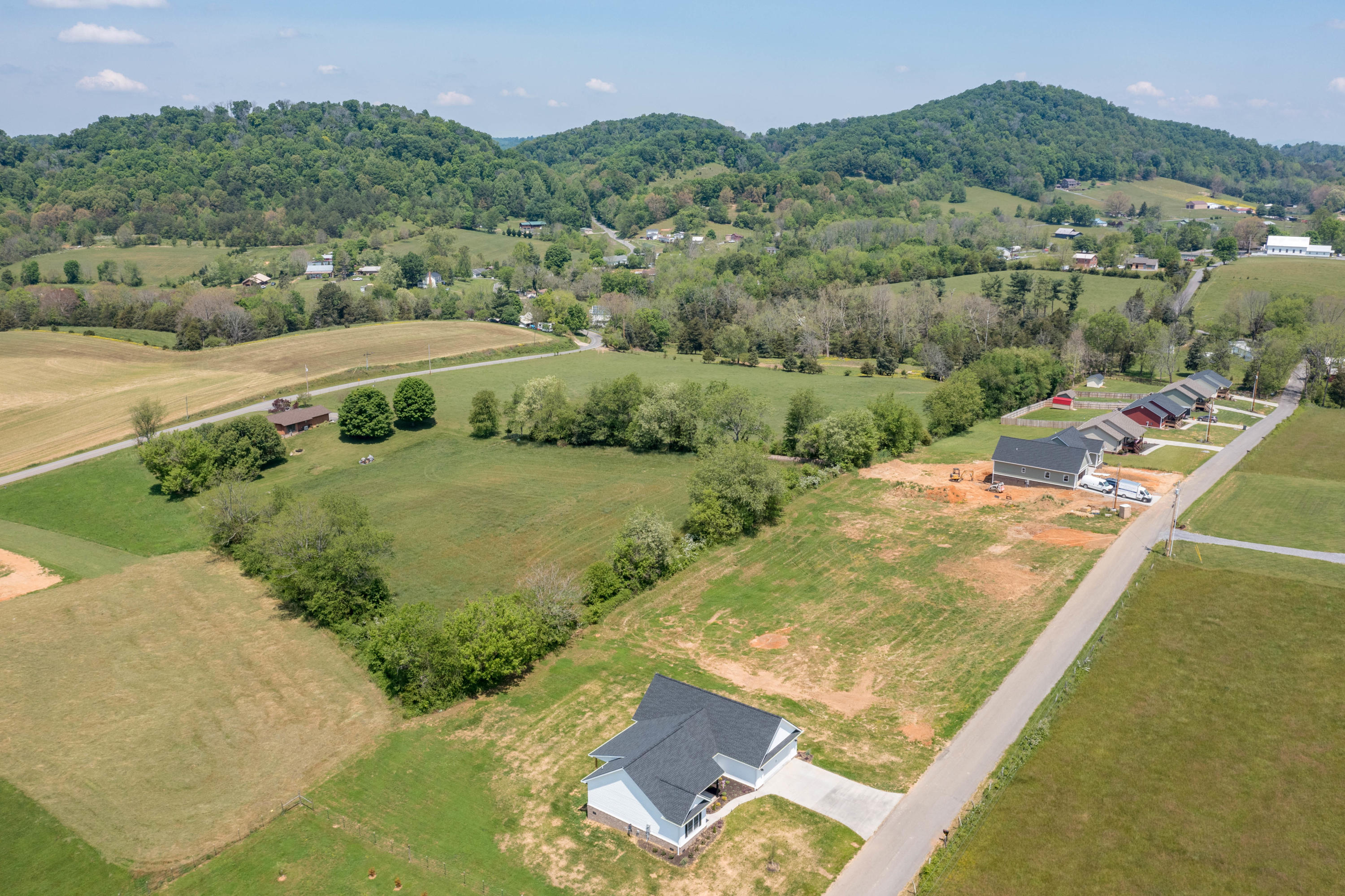 195 Barnett Road, Unit 7 Jonesborough, TN 37659 - Photo 8 of 37 195 & 189 Barnett Rd (14 of 43)