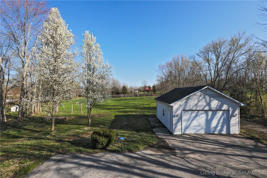 10 West County Line Road Scottsburg, IN 47177 - Photo 3 of 45