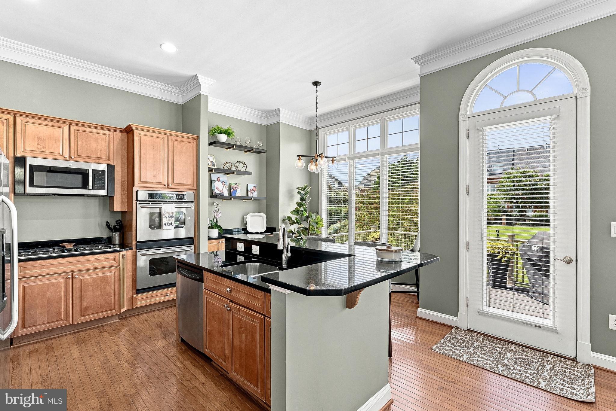 18357 Eagle Point Square Leesburg, VA 20176 - Photo 14 of 70 Gallery Image 14